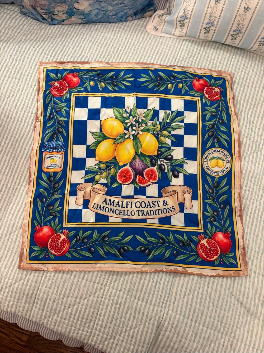 Amalfi Coast Limoncello Traditions Blue Lemon Square Scarf - Picture 1 of 2